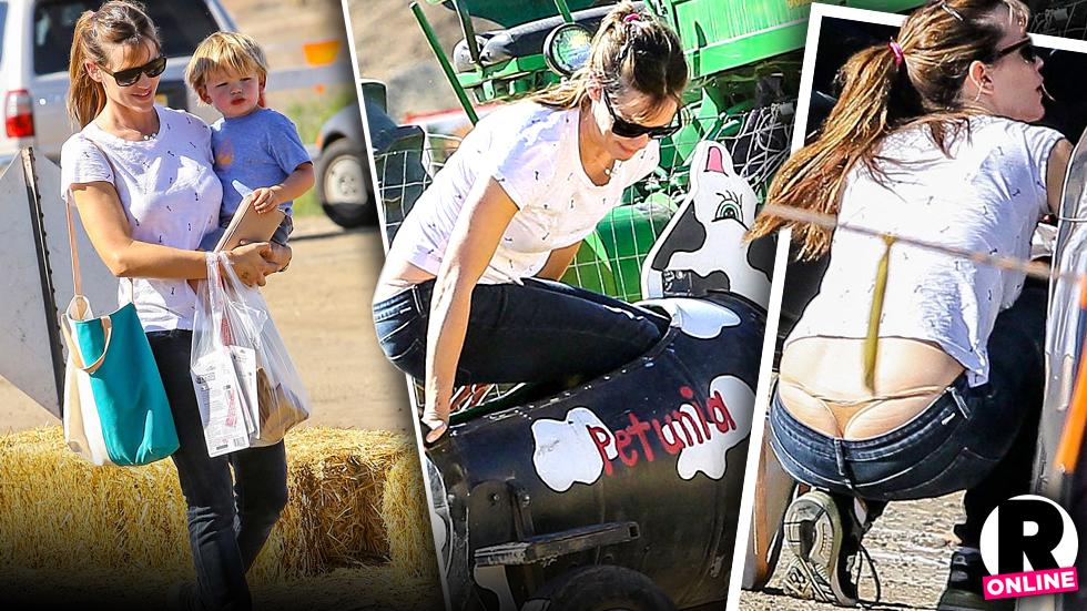 Jennifer Garner Suffers Another Wardrobe Malfunction At Pumpkin Patch – See  The Photos!
