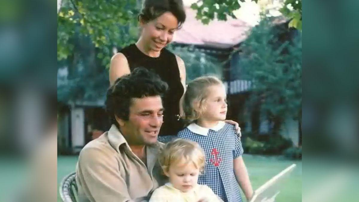 Photo of Peter Falk with his daughters