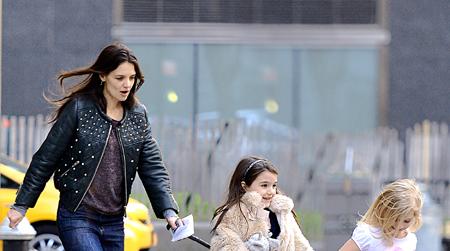 //katie holmes splash