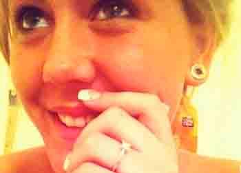 //janelle evans twit