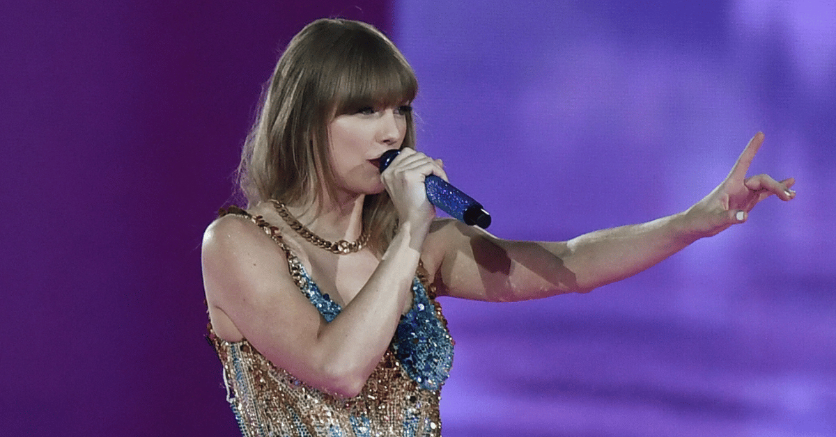 taylor swift sued for copyright infringement