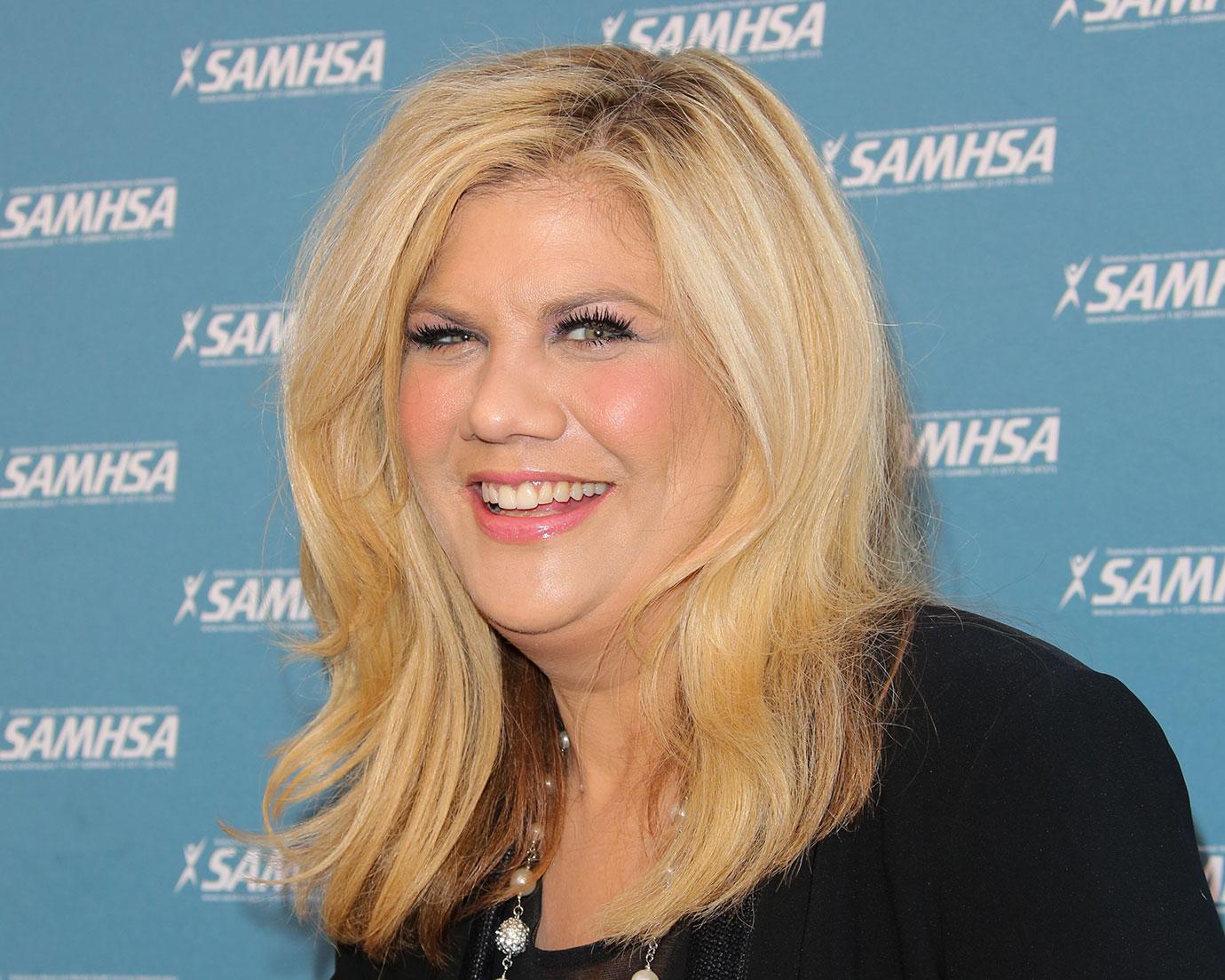 Kristen Johnston – ‘Mom’ Stars Secret History Of Booze, Pills And Food