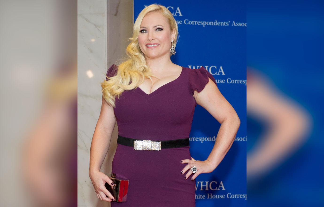 meghan mccain negotiating return to fox news the view r