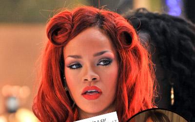 //rihanna_ _