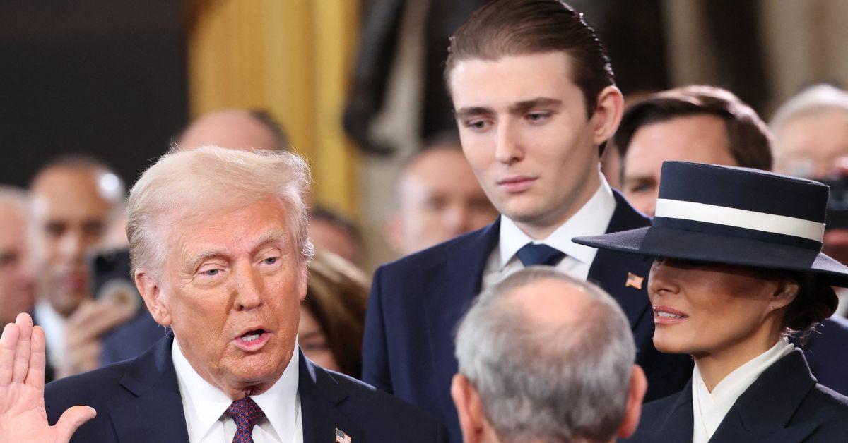 Photo of Donald Trump, Barron Trump, and Melania Trump