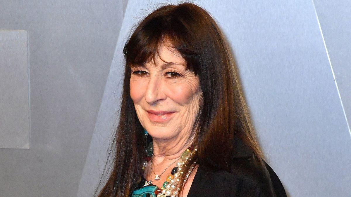 Anjelica Huston said she 'knew how to protect' herself emotionally amid Jack Nicholson's infidelities. 