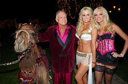 //hef_anna_and_shera elayne_lodge_ _
