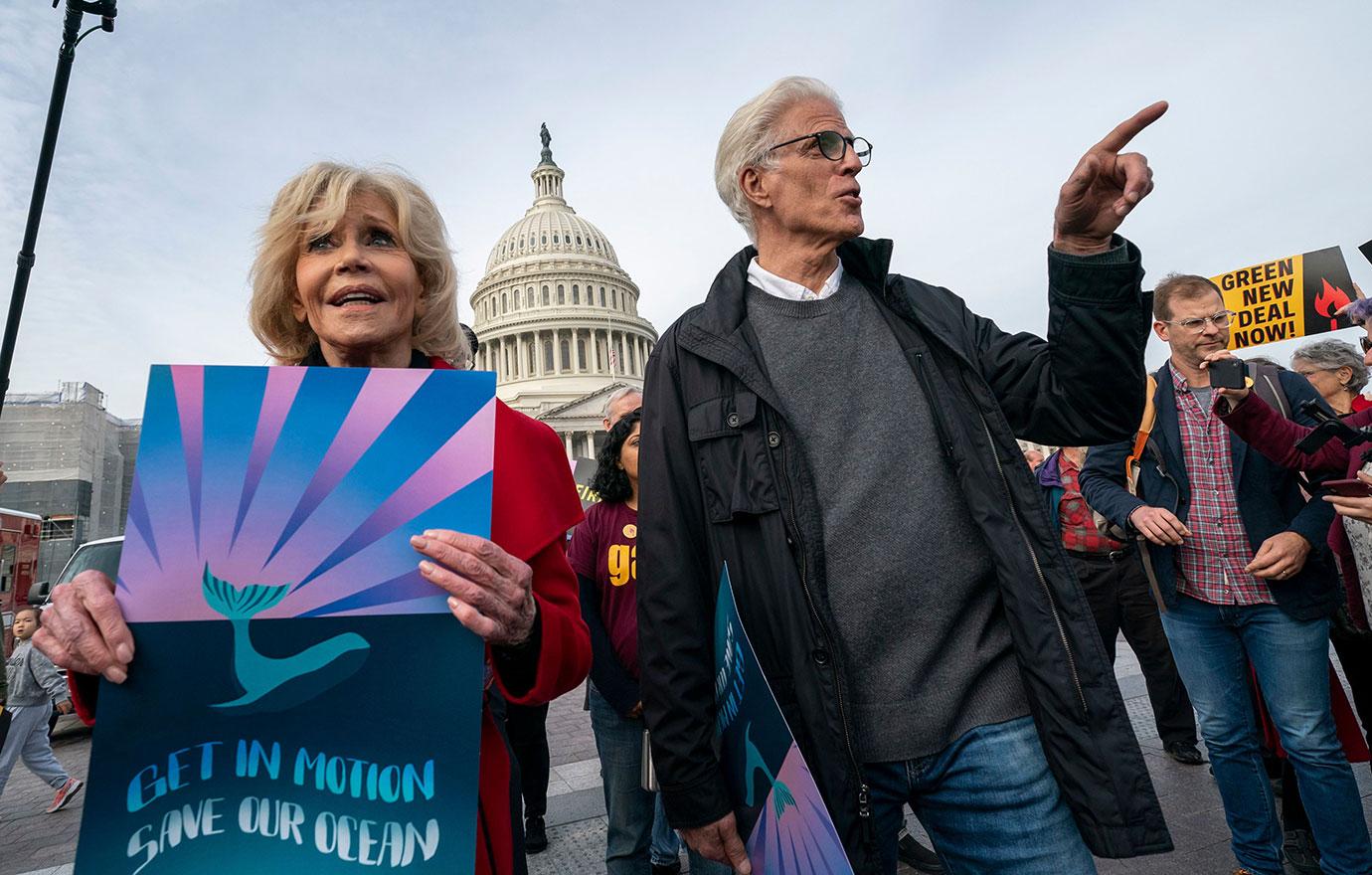 Jane Fonda and Ted Danson Protesting Climate Change