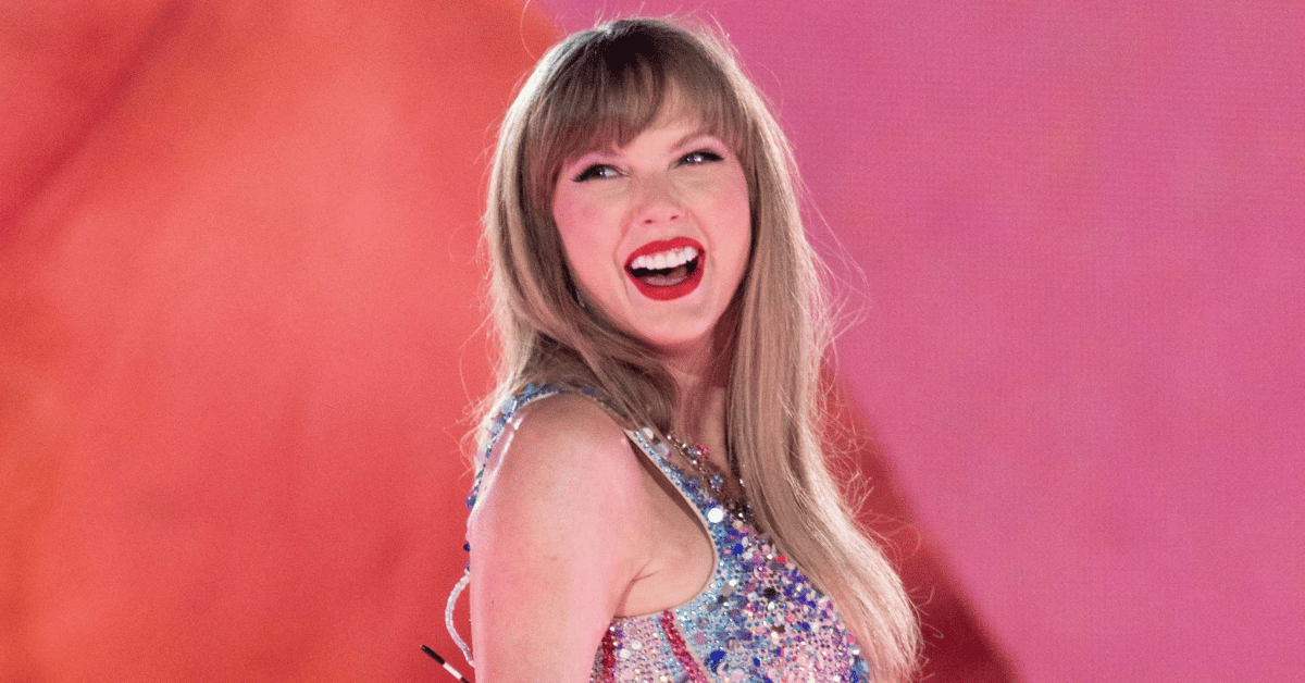 Taylor Swift: Eras tour merch isn't faded. It's 'distressed' - Los