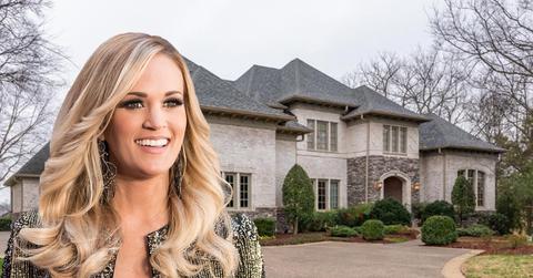 carrie underwood selling Nashville home accident face stitches
