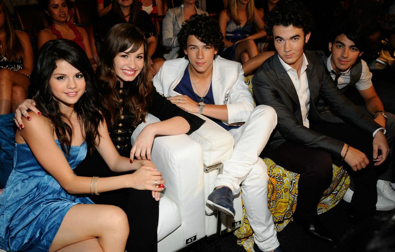 Beyond Bieber! Selena Gomez’s Dating History | Selena Gomez