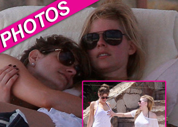 //avril lavigne relationship girl