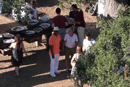 //ellen degeneres portia de rossi anniversary bbq