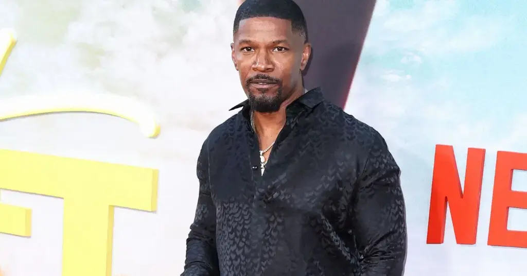 jamie foxx recovering hospital needing stitches glass thrown dinner