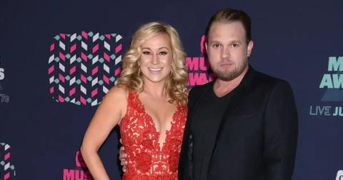 kellie pickler on red carpet with late husband