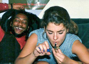 //brooke shields smoking pot