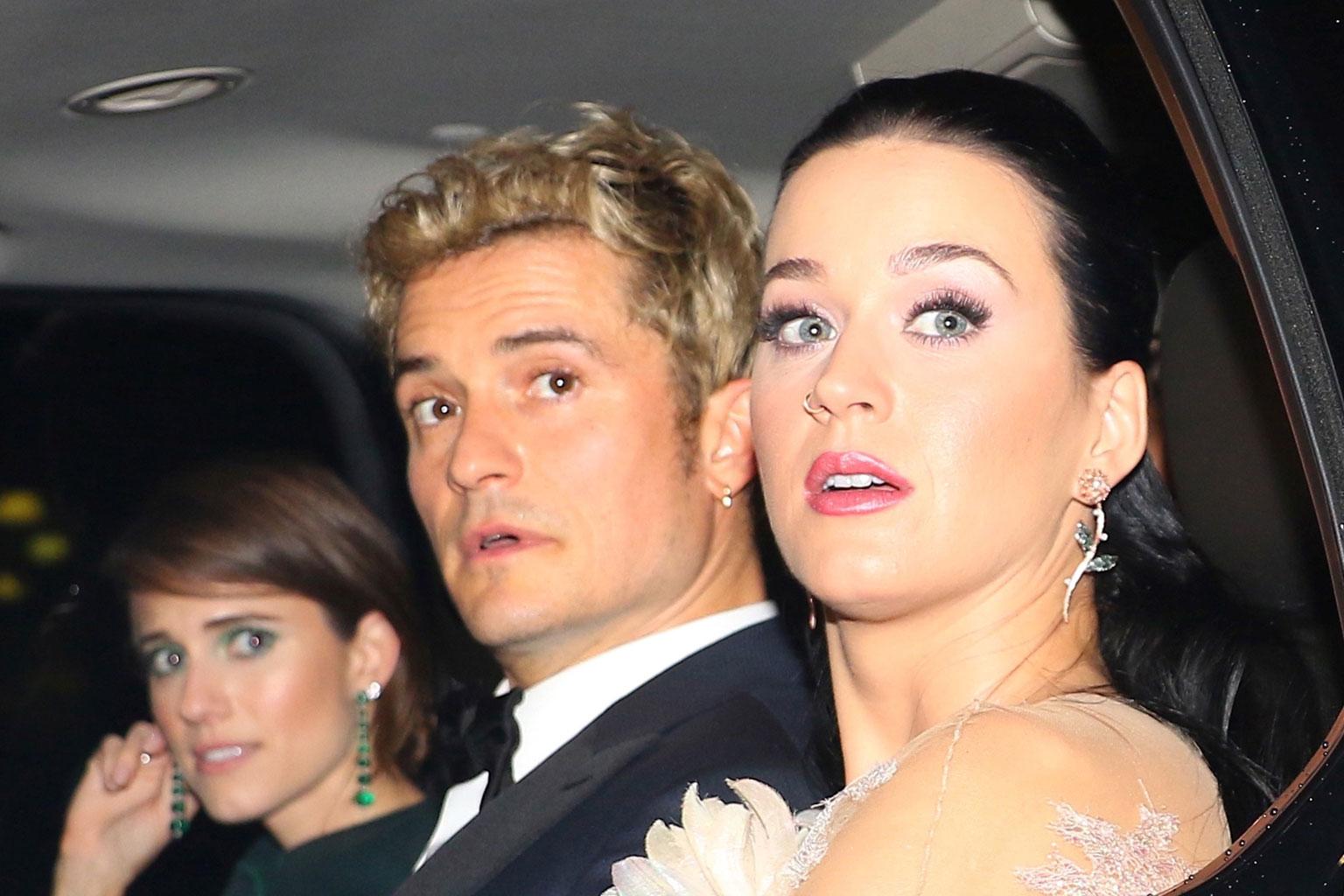 Katy Perry Orlando Bloom Snowflake Ball Split