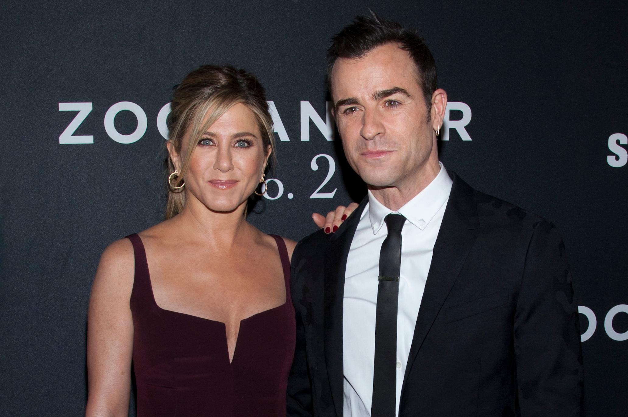 Celebrity prenup: Jennifer Aniston and Justin Theroux at movie premiere.