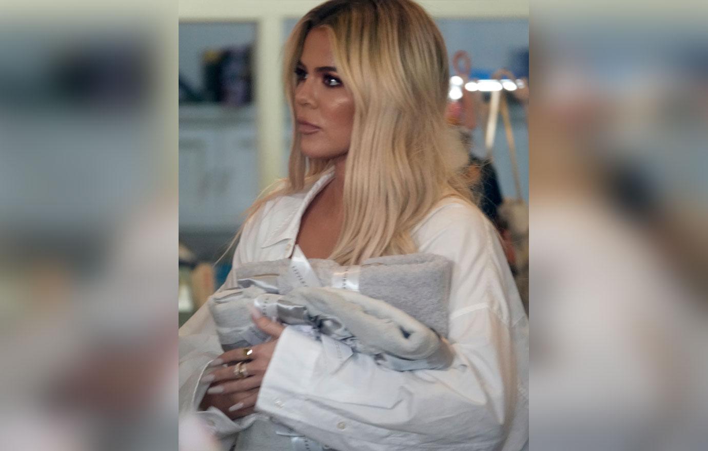 Malika & Khloe Go Baby Shopping; No O.T. Genasis In Sight