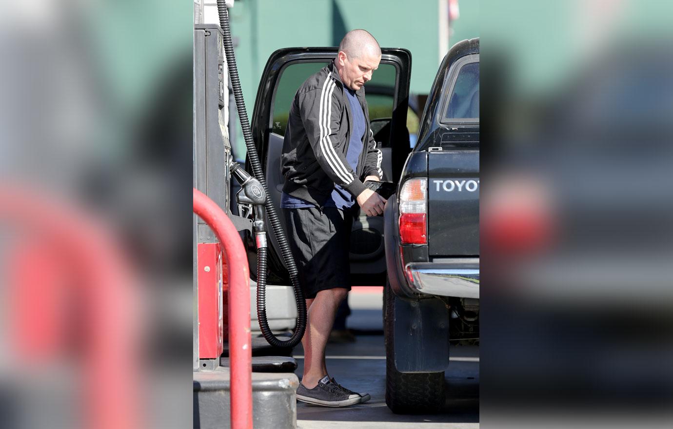 //Christian Bale weight gain shaved head