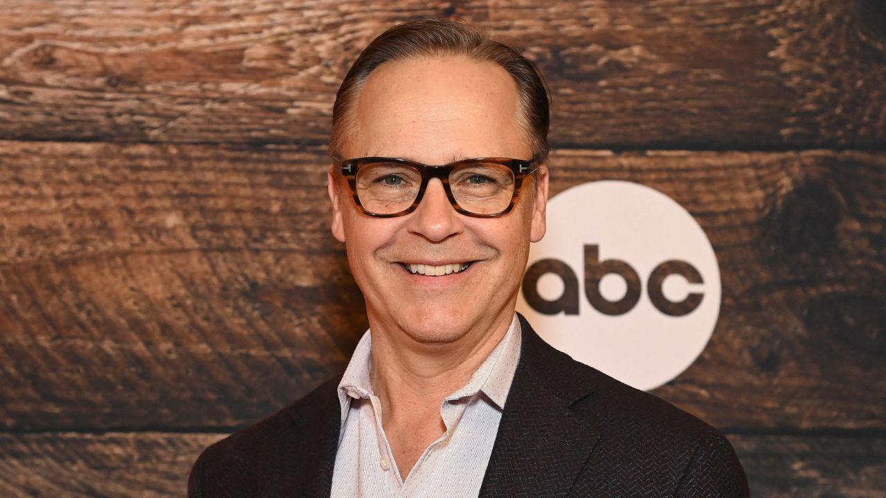 Photo of Chad Lowe