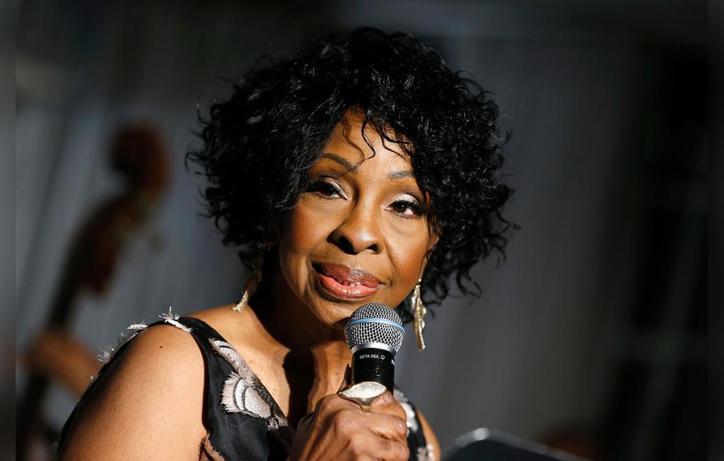 Gladys Knight Unrecognizable After Plastic Surgery