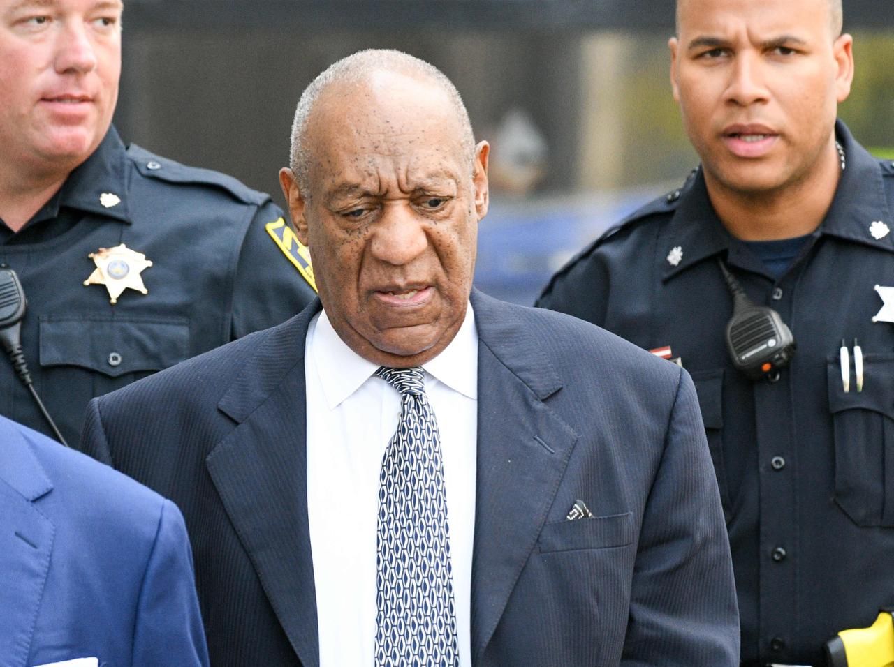 Bill Cosby Thinks R. Kelly's Sex Abuse Conviction Will Be Overturned ...