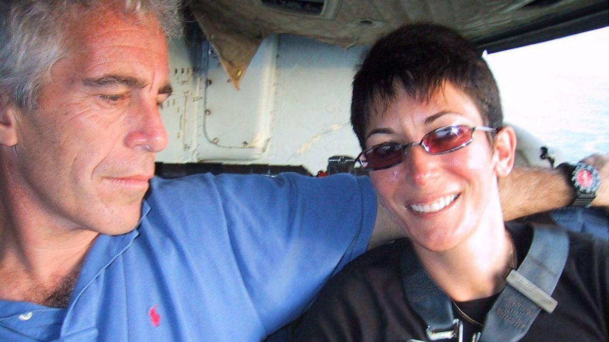 Photo of Jeffrey Epstein and Ghislaine Maxwell