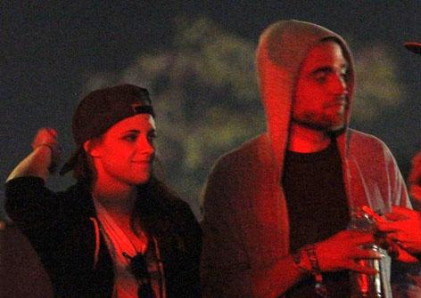 //robert pattinson kristen stewart coachella square pacific coast news