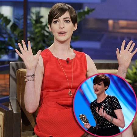 //anne hathaway leno getty