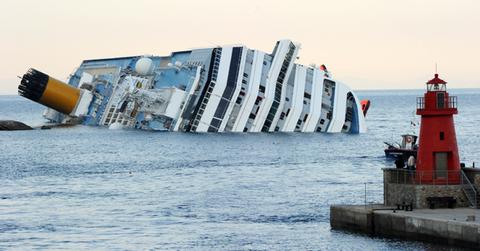 //costa concordia wide splash