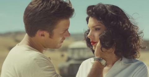 //taylor swift wildest dreams secrets tongue kiss pp