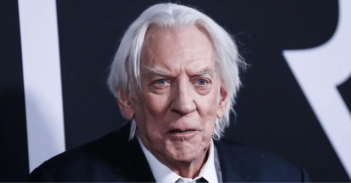 donald sutherland died with lung issues used oxygen tank final days