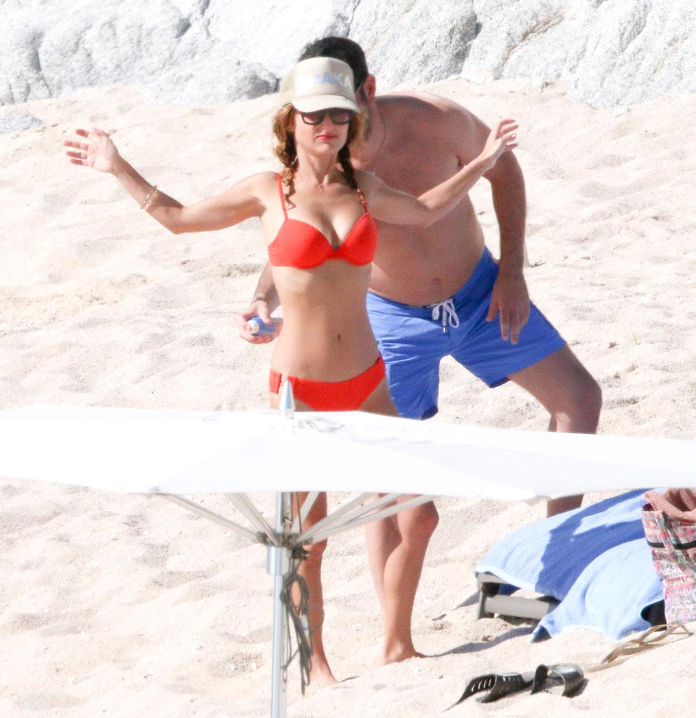 Giada De Laurentiis Bikini Boyfriend Shirtless Mexico