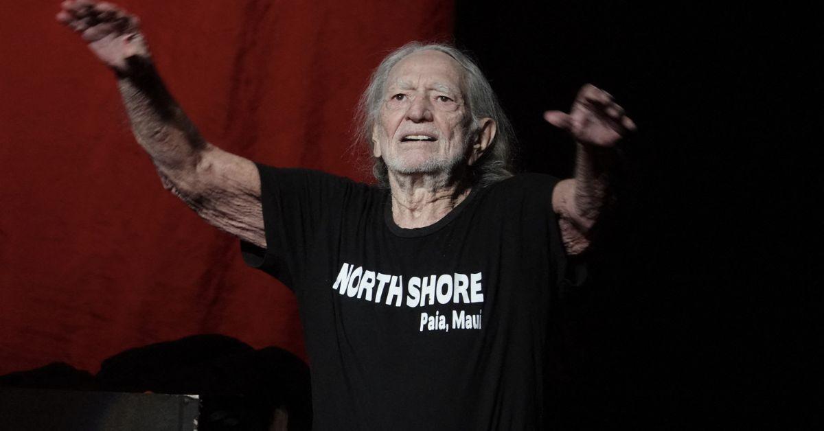 willie nelson on verge of death