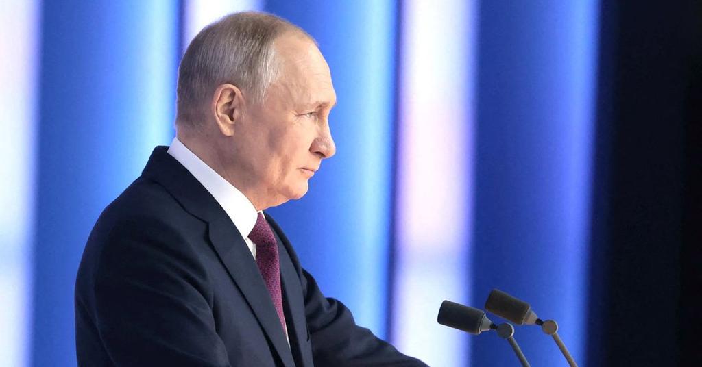 Vladimir Putin Humiliated During Annual Press Conference