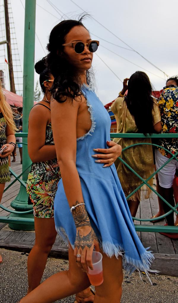 WOW! Rihanna Spotted Flaunting Serious Side Boob In Barbados