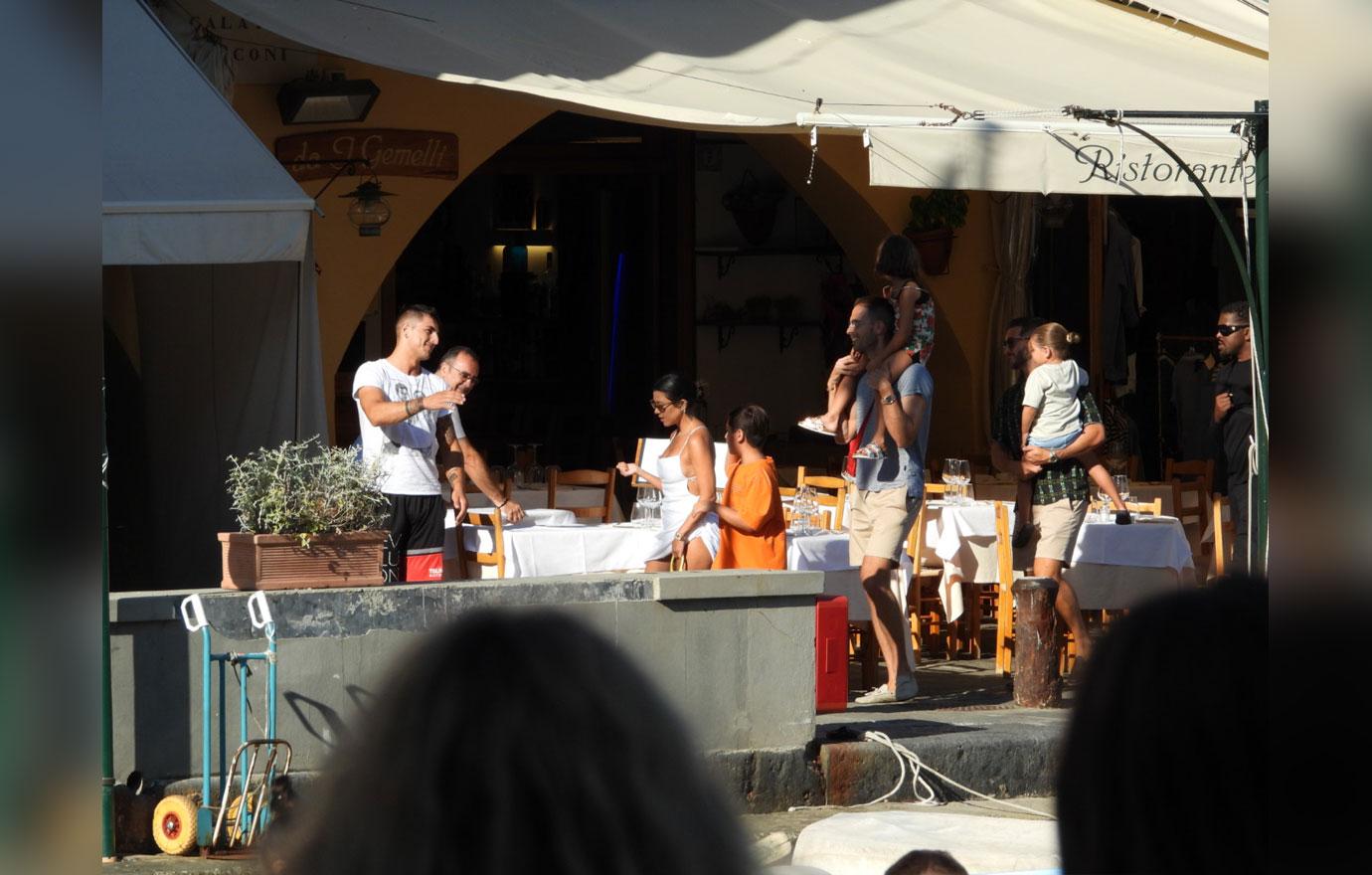 Kourtney Kardashian Enjoys Italian Getaway With Family And Friends