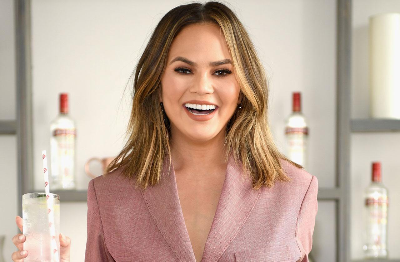 Chrissy Teigen Plastic Surgery Lipo