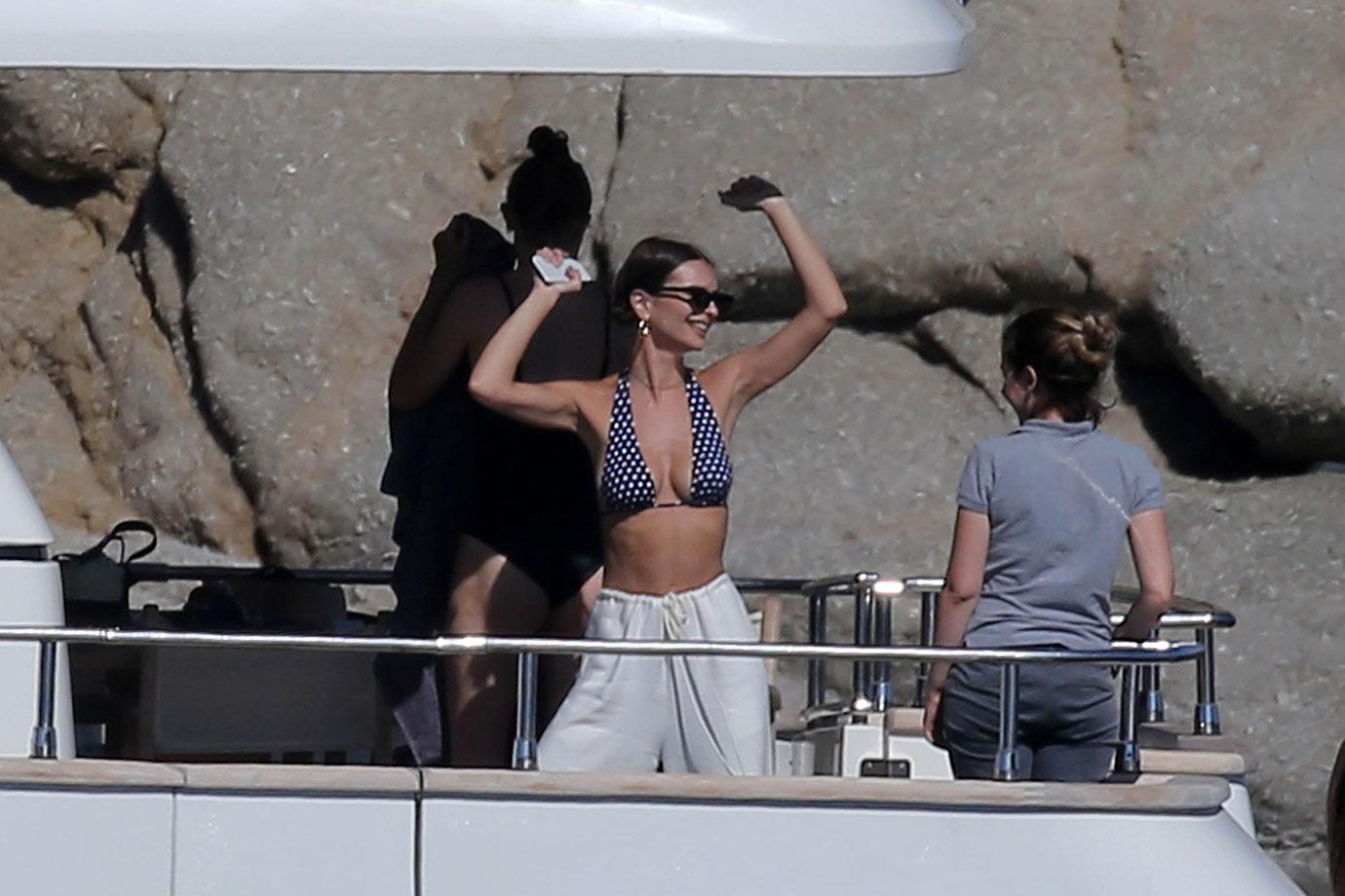 Gigi Hadid Emily Ratajkowski Mykonos Bikini