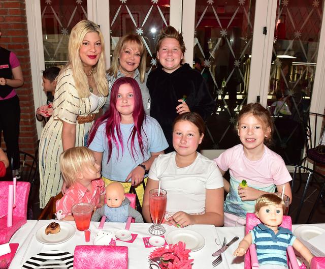 Tori Spelling Celebrates Daughter Hatties Birthday With Mom