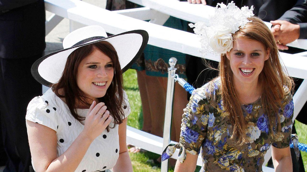 Photo of Princess Eugenie and Princess Beatrice