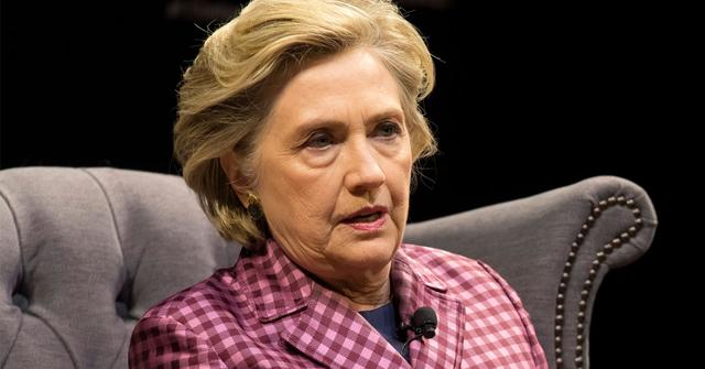 //Hillary clinton breaks toe fall stairs pp