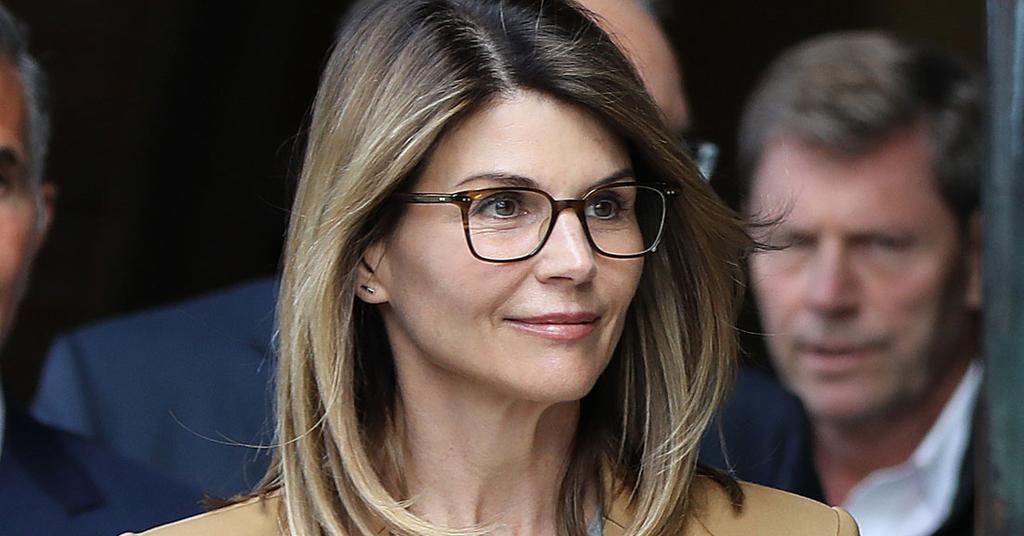 Lori Loughlin New Charges Money Laundering College Scandalr Online