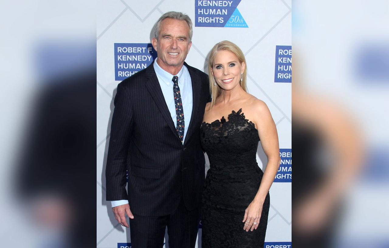 Cheryl Hines Told To Divorce Robert F. Kennedy Jr As Backlash Grow