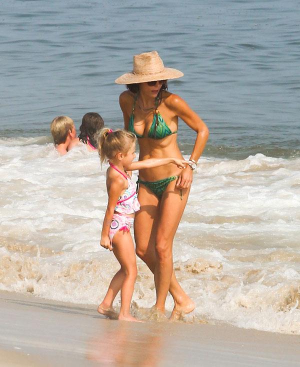 Bethenny Frankel Bikini Photos