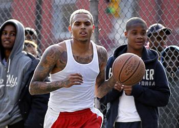 //infchrisbrowngoesaefcb