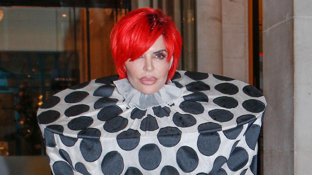 Photo of Lisa Rinna