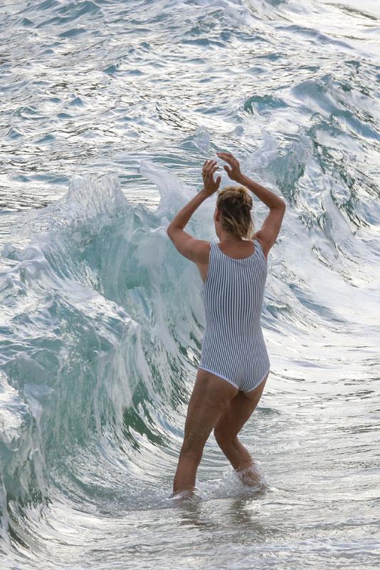 Uma Thurman Butt Underwear Wedgie St Barth