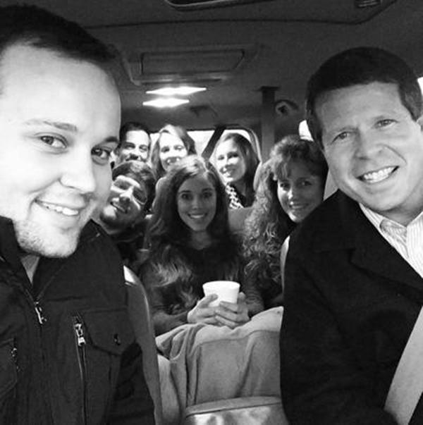 //jim bob duggar michelle duggar tv interview lies